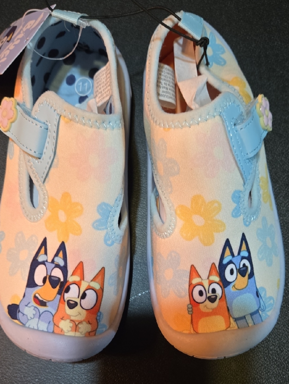 Bluey Toddler Girls Quick-Drying Water Shoe Sandal Sz 12 Adjustable New Flowers